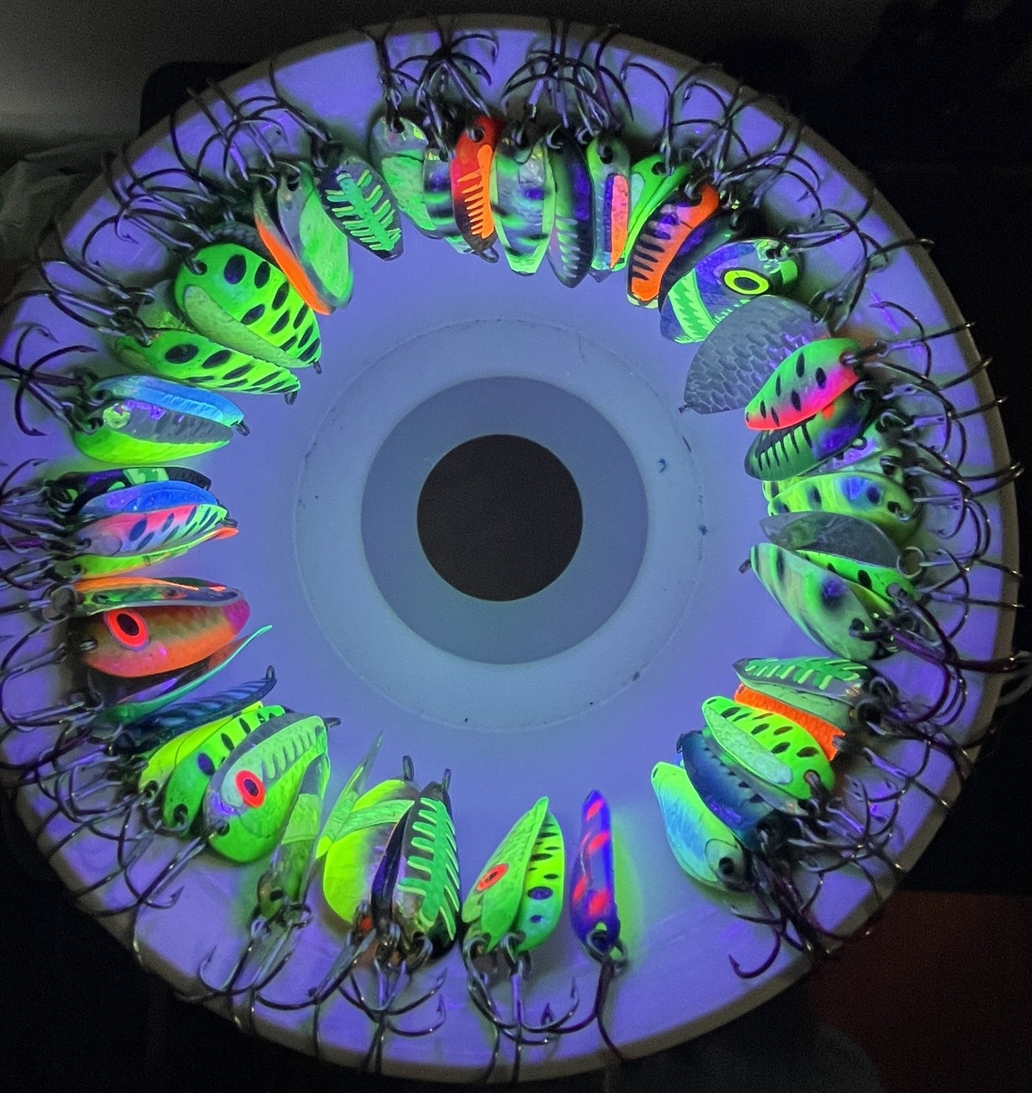The Glow Can (360 Degree UV Light for Charging Lures)