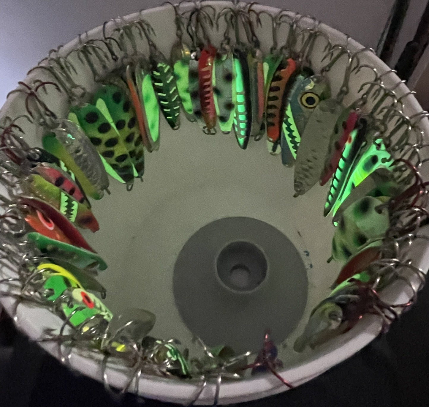 The Glow Can (360 Degree UV Light for Charging Lures)